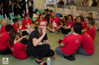 Alcuni dei challenger, tra cui RIchard Romagnoli. sul ring della risata per l'evento organizzato da The Bridge for Hope Onlus